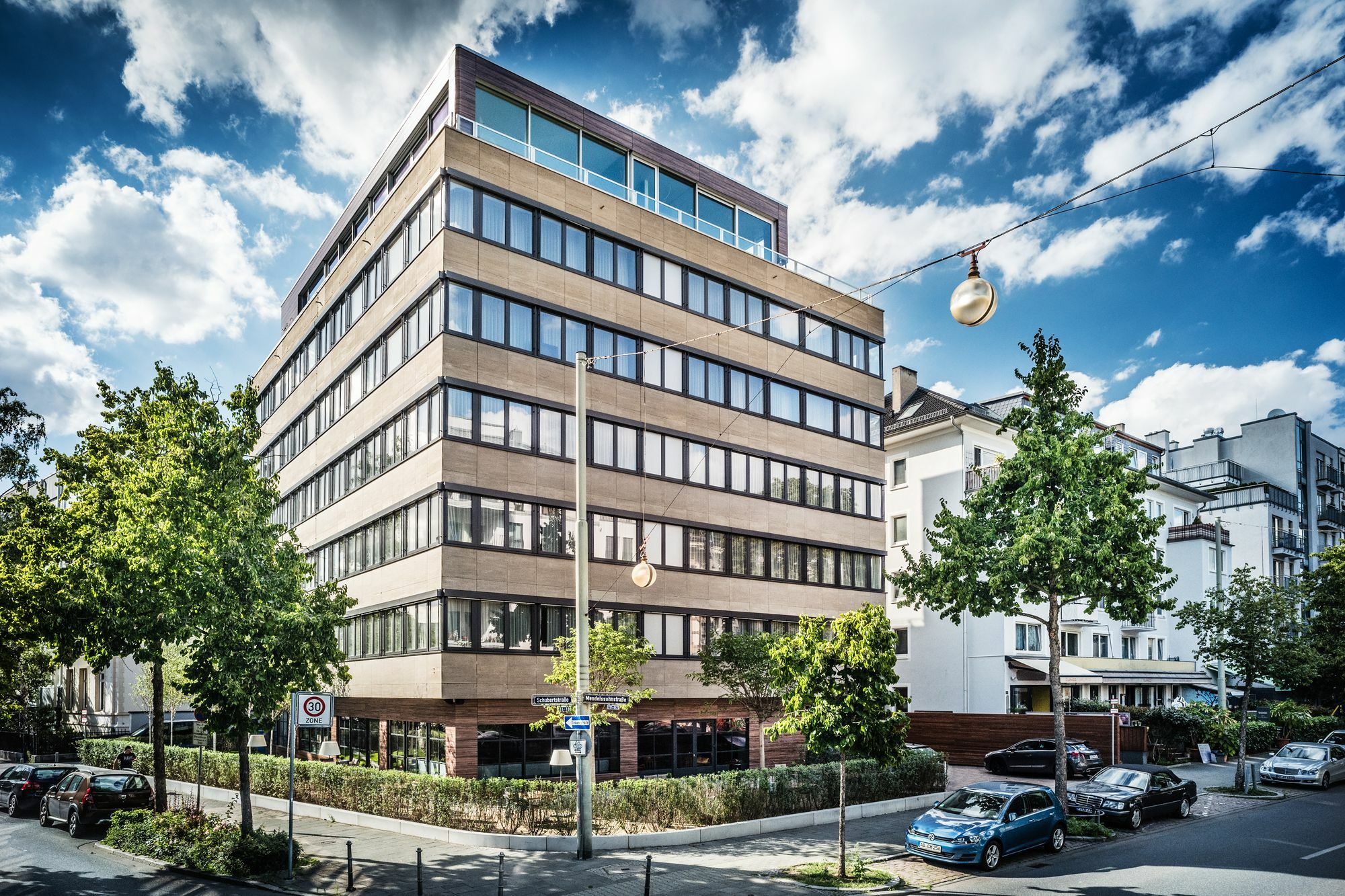 Saks Urban Design Hotel Frankfurt フランクフルト エクステリア 写真